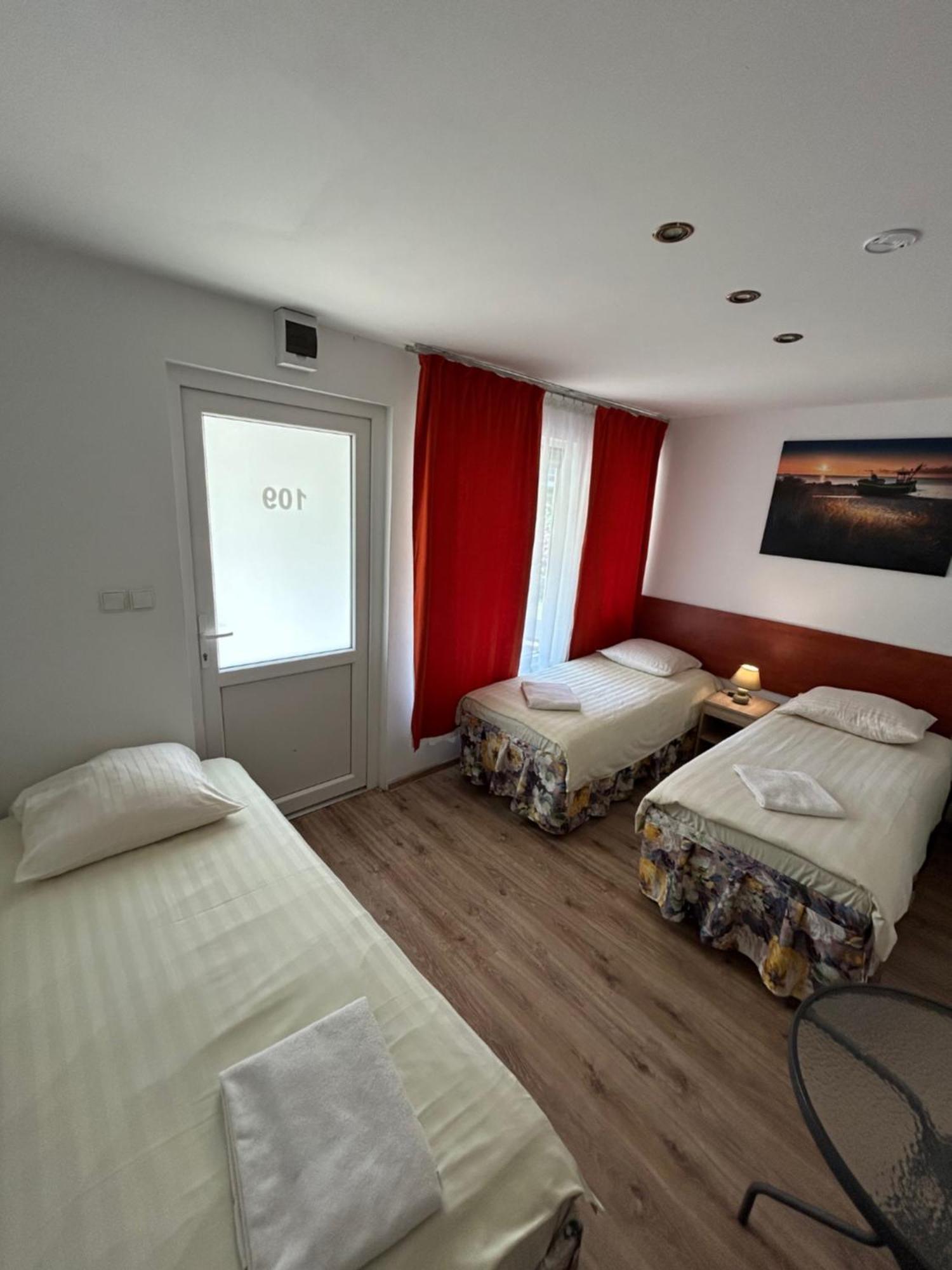 Stilo Hotel Miedzyzdroje Buitenkant foto
